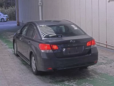 Subaru LEGACY B4