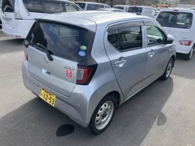 Daihatsu MIRA E S
