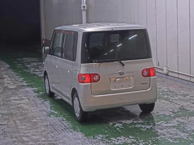 Daihatsu TANTO  с аукциона в Японии