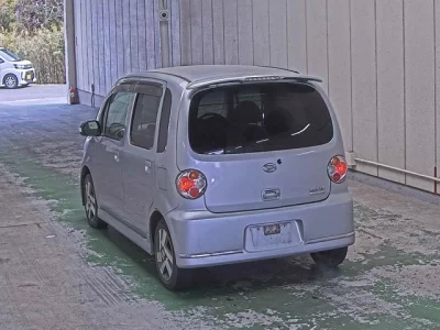 Daihatsu MOVE LATTE