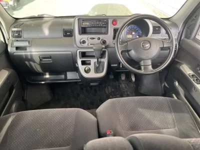 Daihatsu Atrai Wagon  с аукциона в Японии