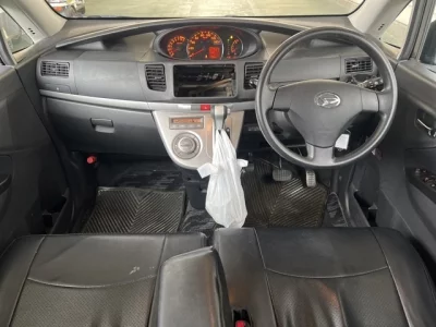 Daihatsu MOVE  с аукциона в Японии