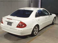 Mercedes-Benz E CLASS лот № 8060 оценка 3.5  с аукциона в Японии 4