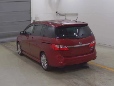 Nissan Lafesta