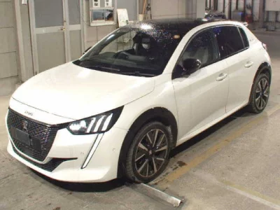 Peugeot 208  с аукциона в Японии