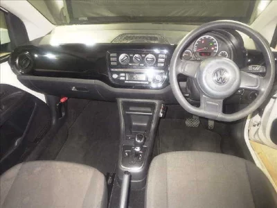 Volkswagen UP  с аукциона в Японии
