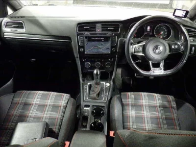 Volkswagen Golf  с аукциона в Японии