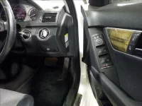 Mercedes-Benz C CLASS лот № 2044 оценка 3.5  с аукциона в Японии 6