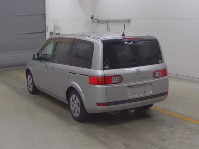 Nissan Lafesta
