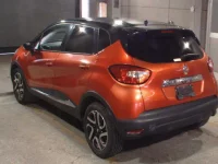 Renault Captur лот № 9451 оценка 3.5  с аукциона в Японии 1