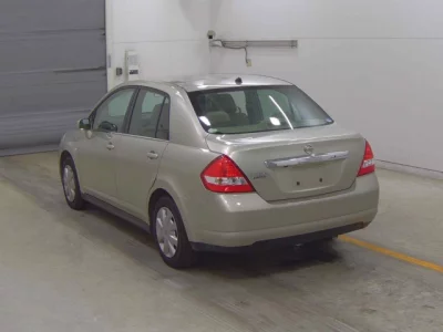 Nissan Tiida Latio