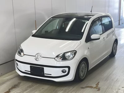 Volkswagen UP  с аукциона в Японии