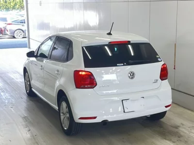Volkswagen Polo  с аукциона в Японии