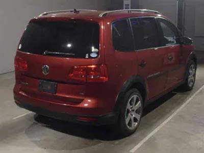 Volkswagen GOLF TOURAN  с аукциона в Японии