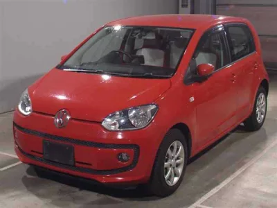 Volkswagen UP  с аукциона в Японии