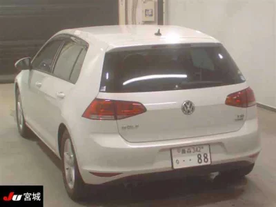 Volkswagen Golf  с аукциона в Японии