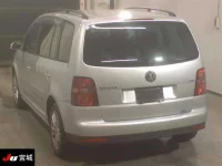 Volkswagen GOLF TOURAN лот № 4233 оценка 3.5  с аукциона в Японии 1