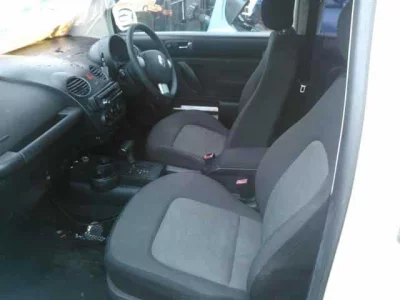 Volkswagen New Beetle