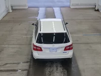 Mercedes-Benz E CLASS WAGON лот № 5001 оценка 4  с аукциона в Японии 2