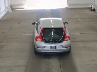 Volvo C30 лот № 5584 оценка 4  с аукциона в Японии 2