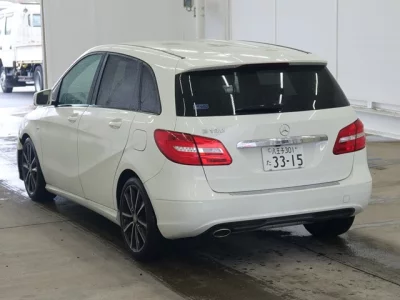 Mercedes-Benz B CLASS  с аукциона в Японии