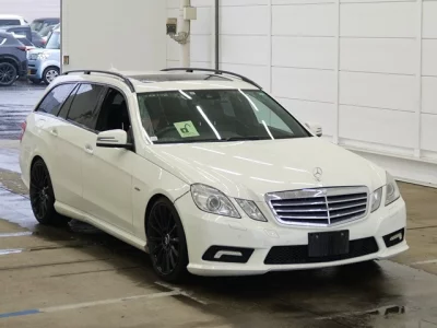 Mercedes-Benz E CLASS WAGON  с аукциона в Японии