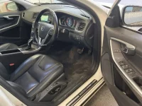 Volvo V60 лот № 5042 оценка 3.5  с аукциона в Японии 3