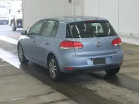 Volkswagen Golf лот № 5051 оценка 3.5  с аукциона в Японии 1