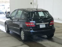 Mercedes-Benz B CLASS лот № 5066 оценка 4  с аукциона в Японии 1