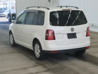 Volkswagen GOLF TOURAN лот № 5078 оценка 4  с аукциона в Японии 1