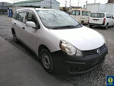 Nissan AD
