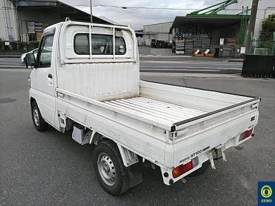 Nissan CLIPPER TRUCK