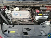 Nissan LEAF лот № 28 оценка 3  с аукциона в Японии 10