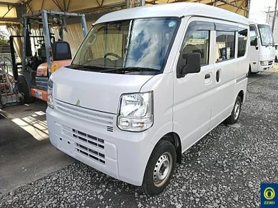 Mitsubishi Minicab Van