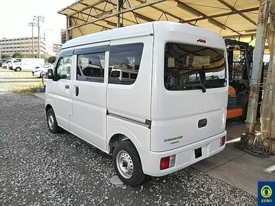 Mitsubishi Minicab Van
