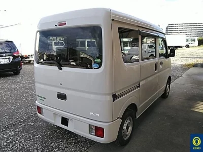 Mitsubishi Minicab Van