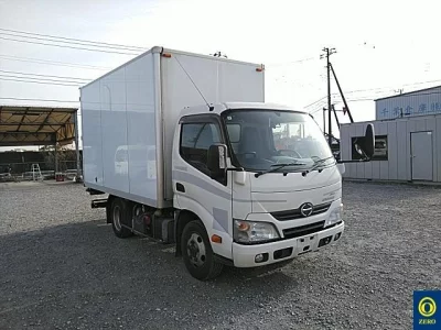 Hino DUTRO  с аукциона в Японии