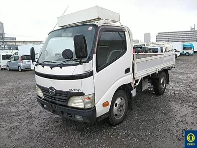 Hino DUTRO  с аукциона в Японии