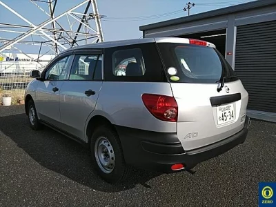 Nissan AD