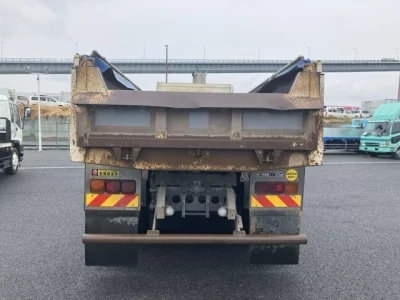 Isuzu GIGA  с аукциона в Японии