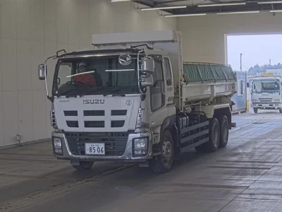 Isuzu GIGA  с аукциона в Японии