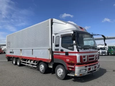 Isuzu GIGA  с аукциона в Японии