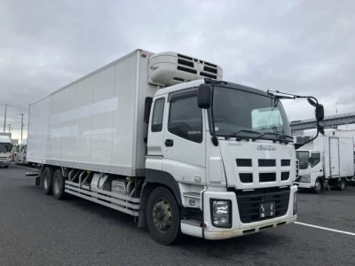 Isuzu GIGA  с аукциона в Японии