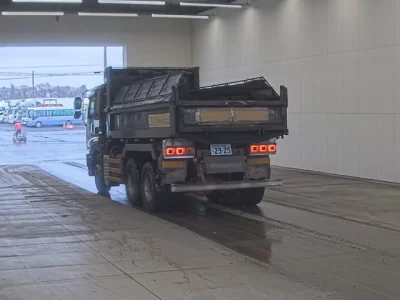 Isuzu GIGA  с аукциона в Японии