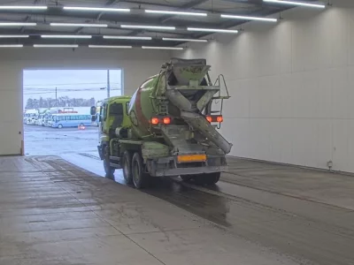 Isuzu GIGA  с аукциона в Японии