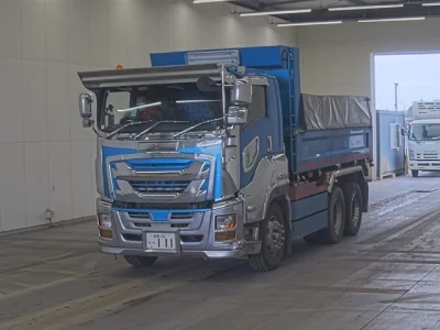 Isuzu GIGA  с аукциона в Японии