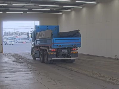 Isuzu GIGA  с аукциона в Японии