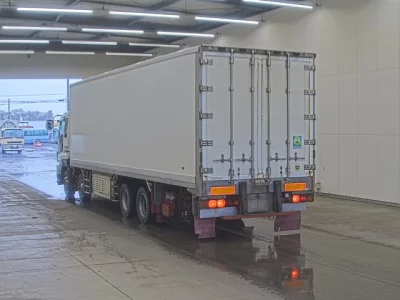 Isuzu GIGA  с аукциона в Японии