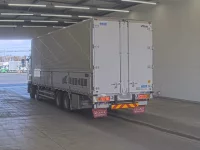 Isuzu GIGA лот № 4124 оценка 3  с аукциона в Японии 1