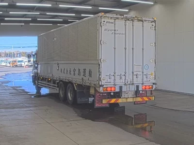 Isuzu GIGA  с аукциона в Японии